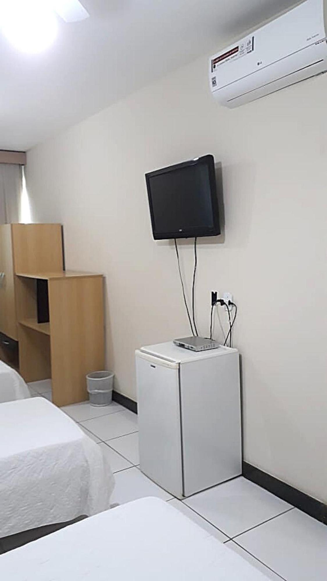 Gv Park Hotel โกเวร์นาดอร์ วาลาดาเรส ห้อง รูปภาพ
