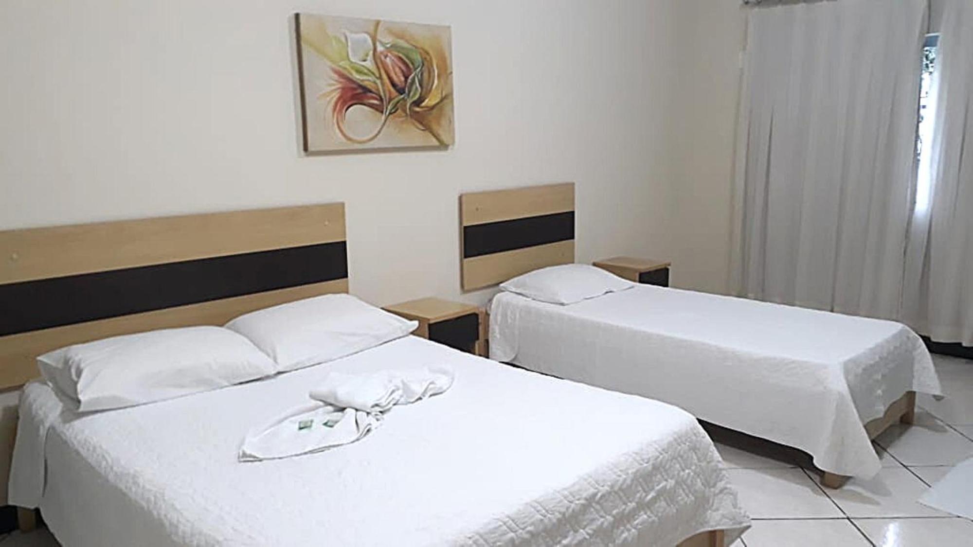Gv Park Hotel โกเวร์นาดอร์ วาลาดาเรส ห้อง รูปภาพ